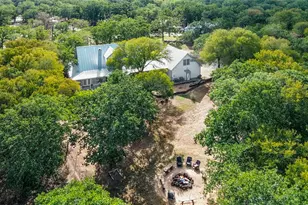 412 Woody Hollow Rd, Luling, TX 78648 - Photo 7