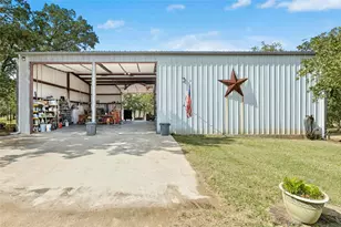 412 Woody Hollow Rd, Luling, TX 78648 - Photo 3