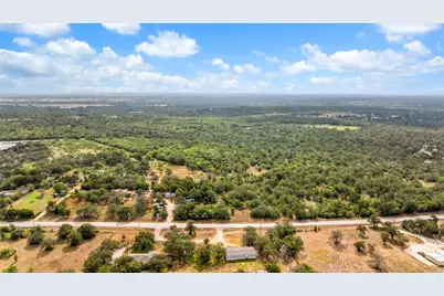 827 Fm 671, Lockhart, TX 78644 - Photo 5