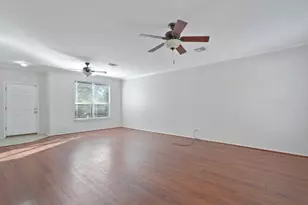 120 Brazos Ln, Kyle, TX 78640 - Photo 7