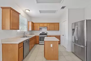 120 Brazos Ln, Kyle, TX 78640 - Photo 9