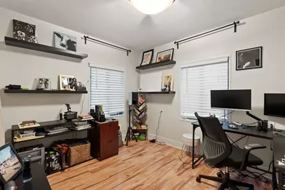 412 W Croslin Street, Austin, TX 78752 - Photo 11