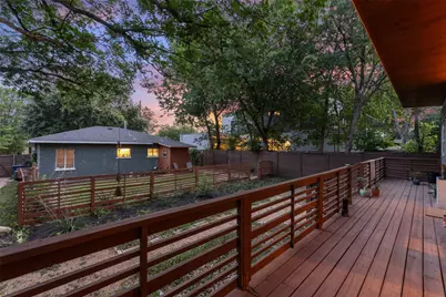 412 W Croslin Street, Austin, TX 78752 - Photo 33