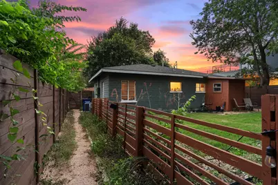 412 W Croslin Street, Austin, TX 78752 - Photo 35