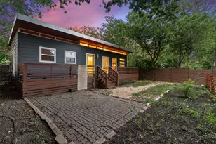 412 W Croslin St, Austin, TX 78752 - Photo 21