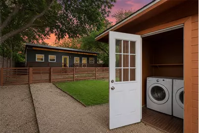 412 W Croslin Street, Austin, TX 78752 - Photo 13