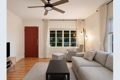 412 W Croslin Street, Austin, TX 78752 - Photo 3