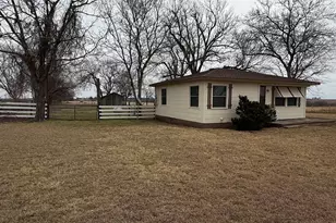 4651 Co Rd 417, Taylor, TX 76574 - Photo 15