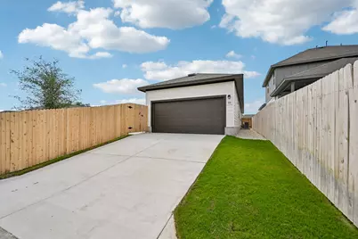 124 Tenny Lane, Kyle, TX 78640 - Photo 35