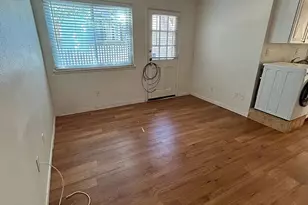 1106 W 22nd St, Austin, TX 78705 - Photo 3