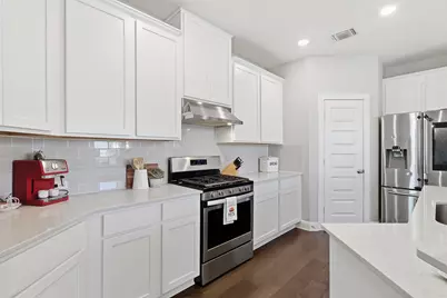 101 Muenster Drive, Hutto, TX 78634 - Photo 17