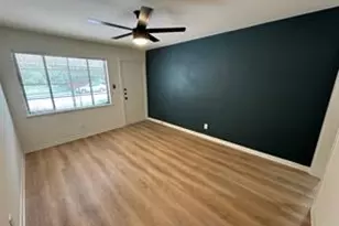 906 E 46th St, Austin, TX 78751 - Photo 5