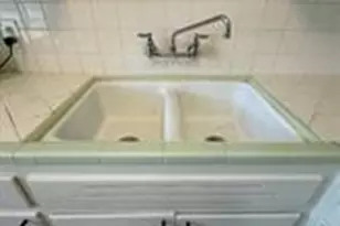 906 E 46th St, Austin, TX 78751 - Photo 7