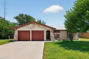 600 E Central Dr, Georgetown, TX 78628 - Photo 1