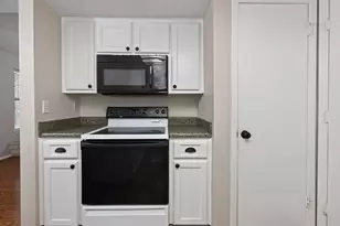 600 E Central Dr, Georgetown, TX 78628 - Photo 13