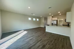 2304 Jack Nora Wy, Round Rock, TX 78665 - Photo 5