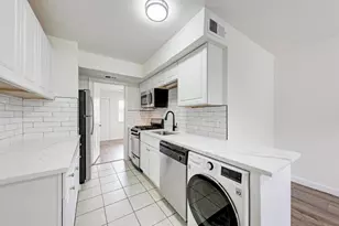 1010 W 23rd St, Austin, TX 78705 - Photo 11