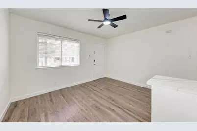 1010 W 23rd Street #6, Austin, TX 78705 - Photo 9