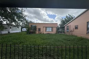 2109 Castro Ave, Hondo, TX 78861 - Photo 5