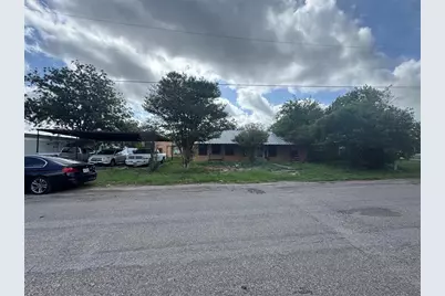 2109 Castro Avenue, Hondo, TX 78861 - Photo 7