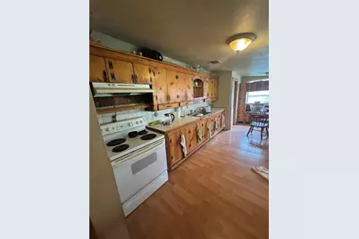 2109 Castro Avenue, Hondo, TX 78861 - Photo 3