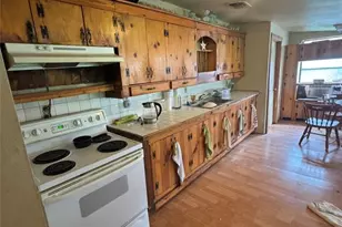 2109 Castro Ave, Hondo, TX 78861 - Photo 3