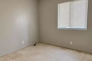 5308 S Pleasant Valley Rd, Austin, TX 78744 - Photo 13
