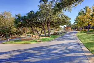 19586 Sandcastle Dr, Spicewood, TX 78669 - Photo 7