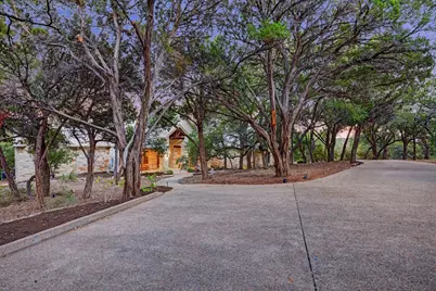 19586 Sandcastle Drive, Spicewood, TX 78669 - Photo 9