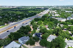 12607 Terra Nova Ln, Austin, TX 78727 - Photo 35