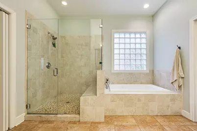 47 Waterfall Drive, The Hills, TX 78738 - Photo 9