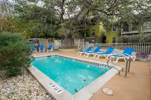 2302 East Side Dr, Austin, TX 78704 - Photo 15