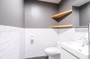 2302 East Side Dr, Austin, TX 78704 - Photo 13