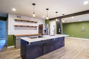 2302 East Side Dr, Austin, TX 78704 - Photo 5