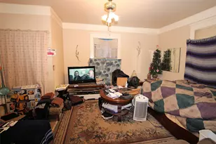 402 Trinity St, Lockhart, TX 78644 - Photo 15