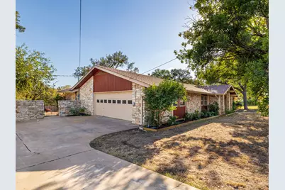 806 Country Club Road, Georgetown, TX 78628 - Photo 3