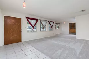 806 Country Club Rd, Georgetown, TX 78628 - Photo 5