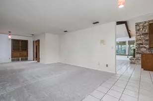 806 Country Club Rd, Georgetown, TX 78628 - Photo 5