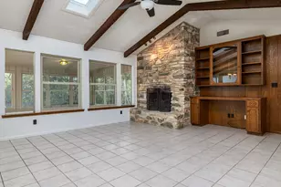 806 Country Club Rd, Georgetown, TX 78628 - Photo 9