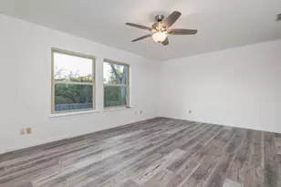 806 Country Club Rd, Georgetown, TX 78628 - Photo 21