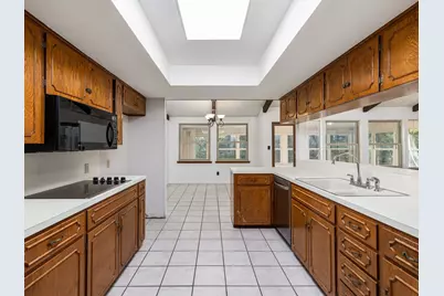 806 Country Club Road, Georgetown, TX 78628 - Photo 17