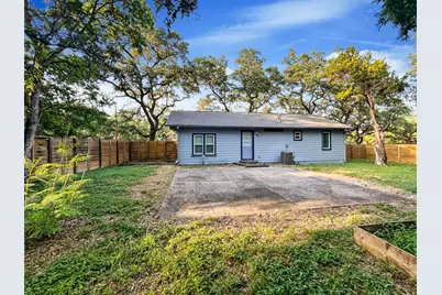 805 Herndon Lane, Austin, TX 78704 - Photo 17