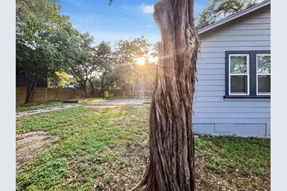 805 Herndon Lane, Austin, TX 78704 - Photo 19