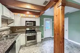 805 Herndon Ln, Austin, TX 78704 - Photo 5
