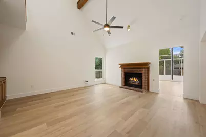 1102 Twin Creek Drive, Pflugerville, TX 78660 - Photo 11