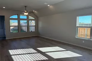 244 Rubber Tree Wy, Buda, TX 78610 - Photo 5