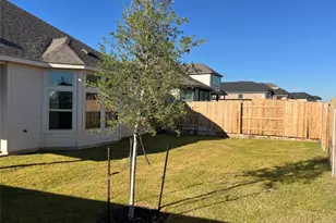 244 Rubber Tree Wy, Buda, TX 78610 - Photo 27