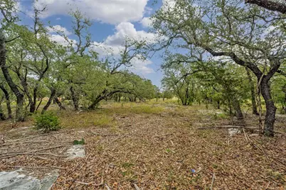 104 Rocky Summit Court, Spicewood, TX 78669 - Photo 9
