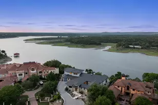 2923 Cliff Pt, Spicewood, TX 78669 - Photo 3