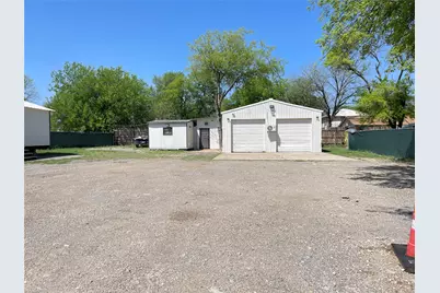 3012 Meldrum Street, Del Valle, TX 78617 - Photo 11